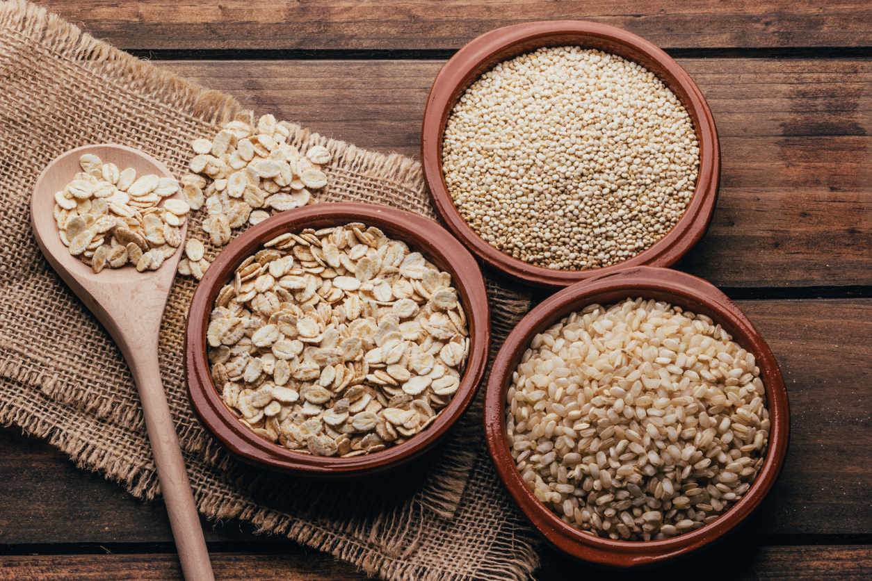 Ολόκληρα τρόφιμα, βρώμη quinoa και ρύζι